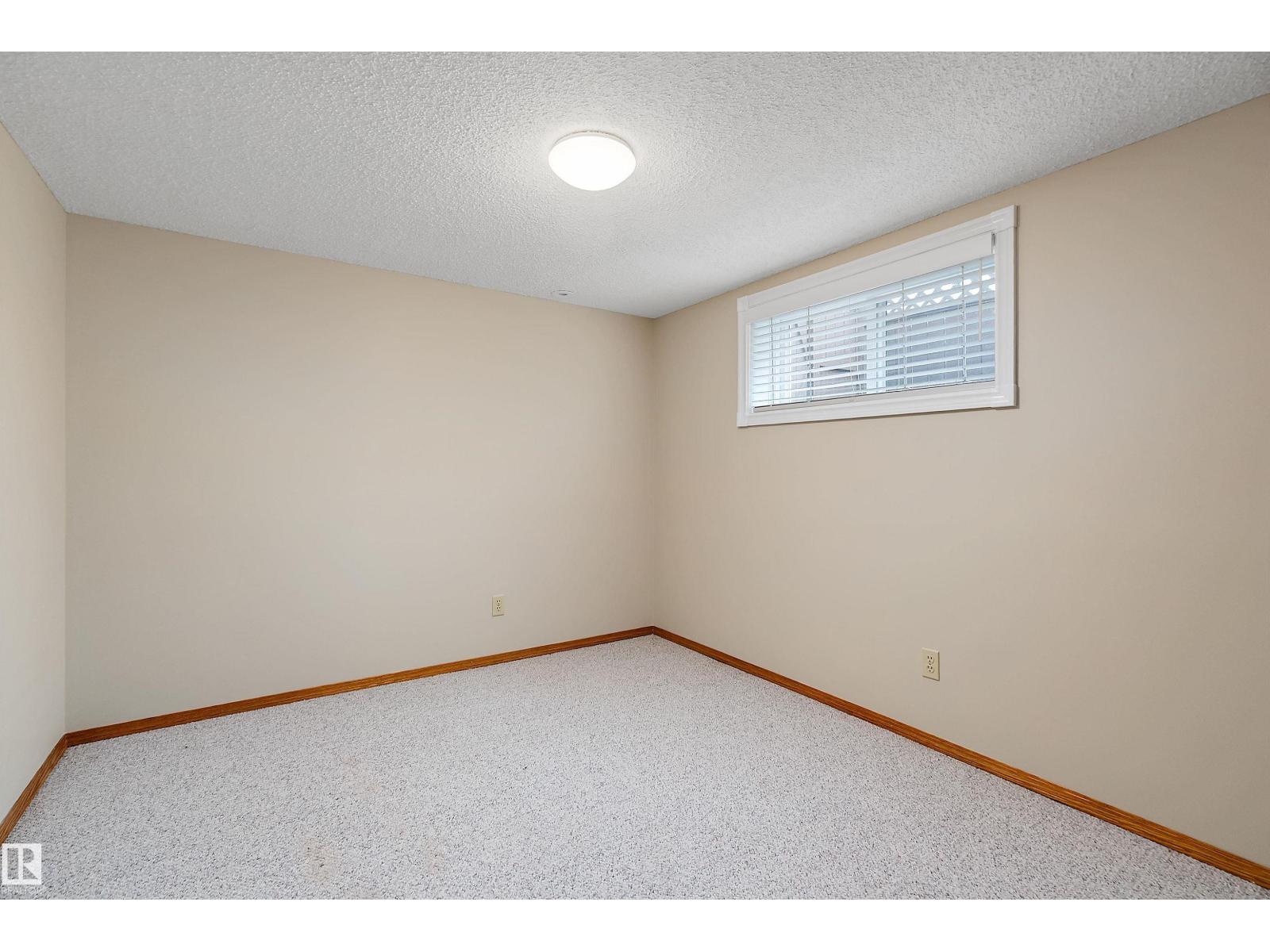 229 Northmount DR — photo 49