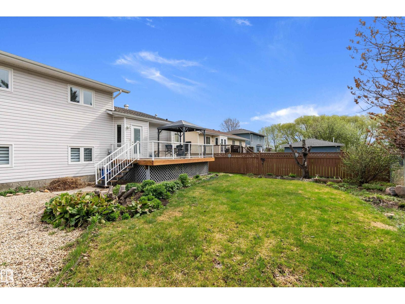 229 Northmount DR — photo 56