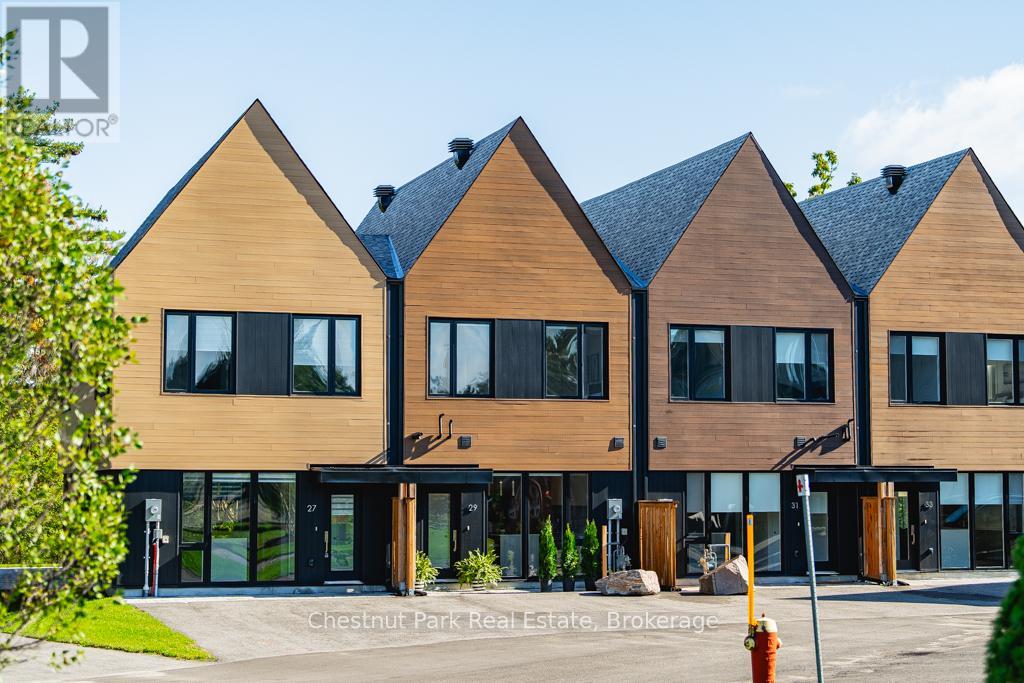 29 ROCKMOUNT CRESCENT - Image 35