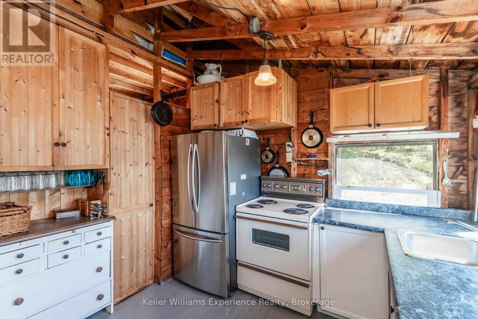 8326 IS 2210 GEORGIAN BAY - 19