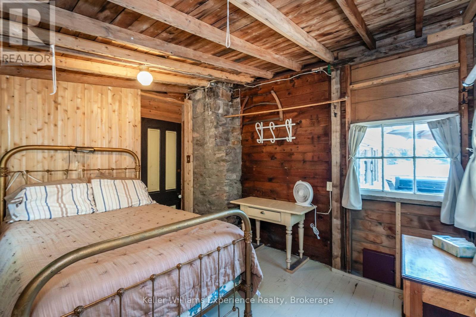 8326 IS 2210 GEORGIAN BAY - 22