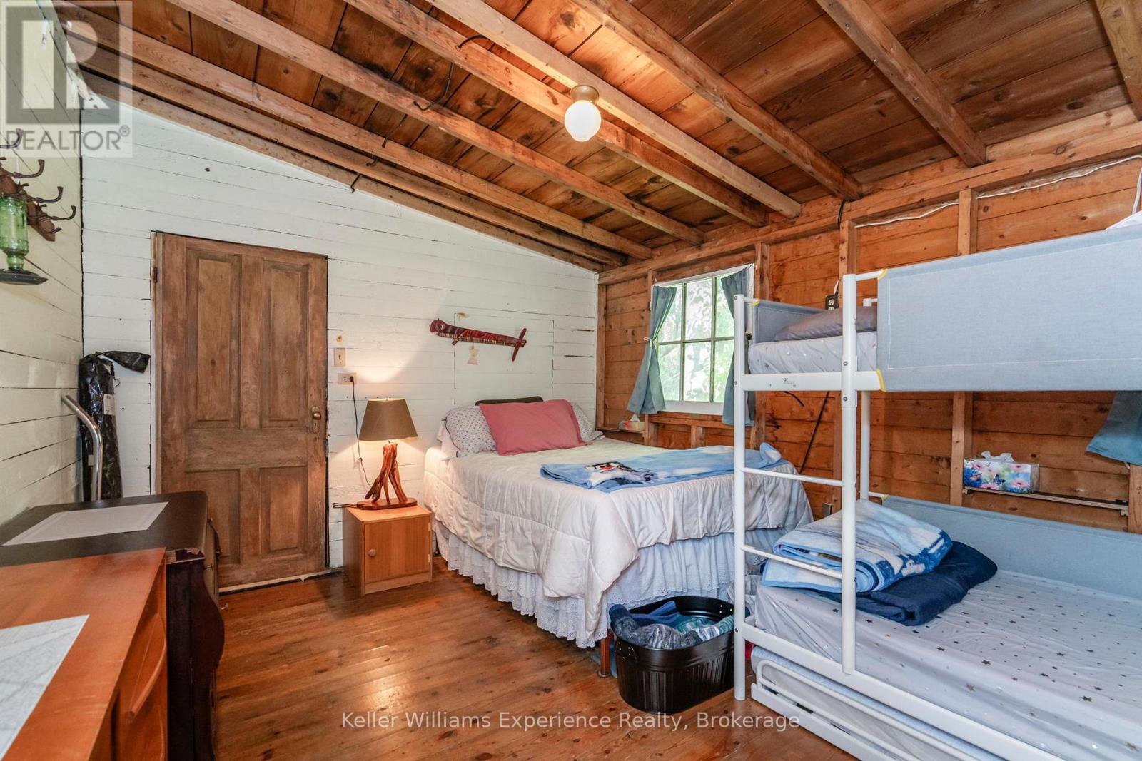 8326 IS 2210 GEORGIAN BAY - 24