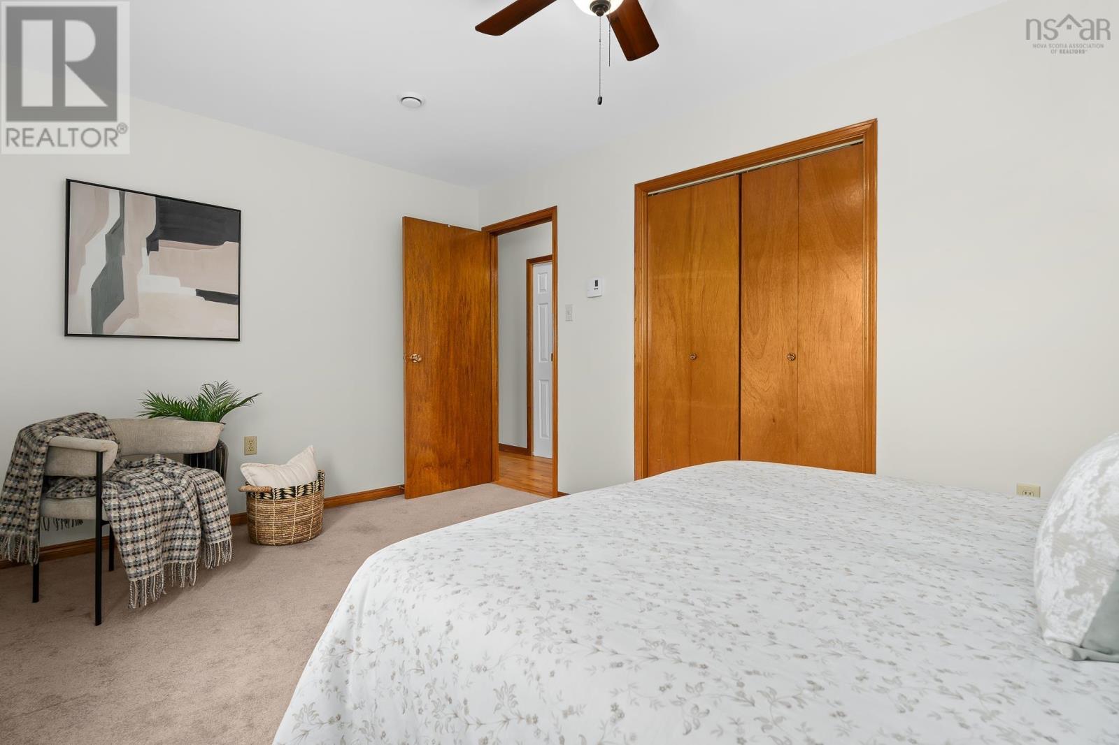 61 Lancaster Drive - 18