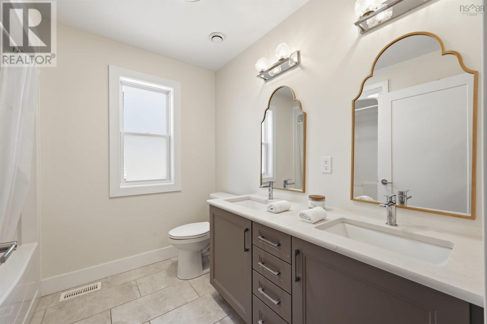 63 Elizabeth Doane Drive - 24