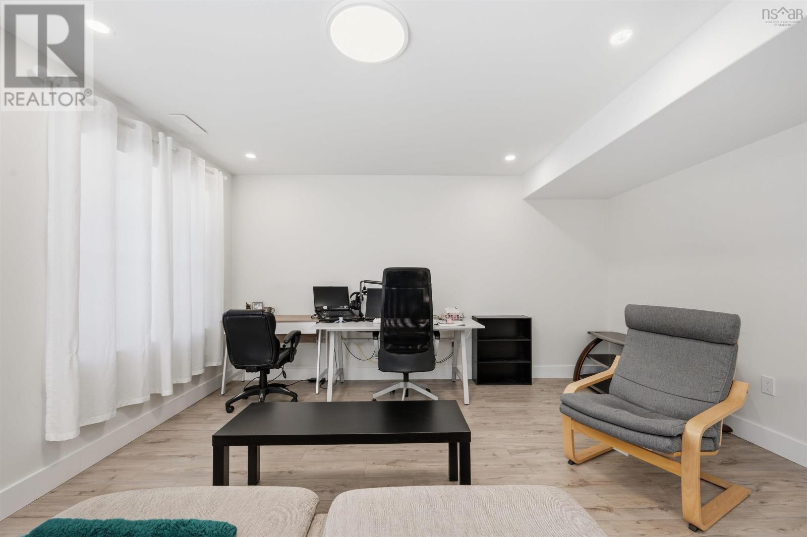 63 Elizabeth Doane Drive - 34