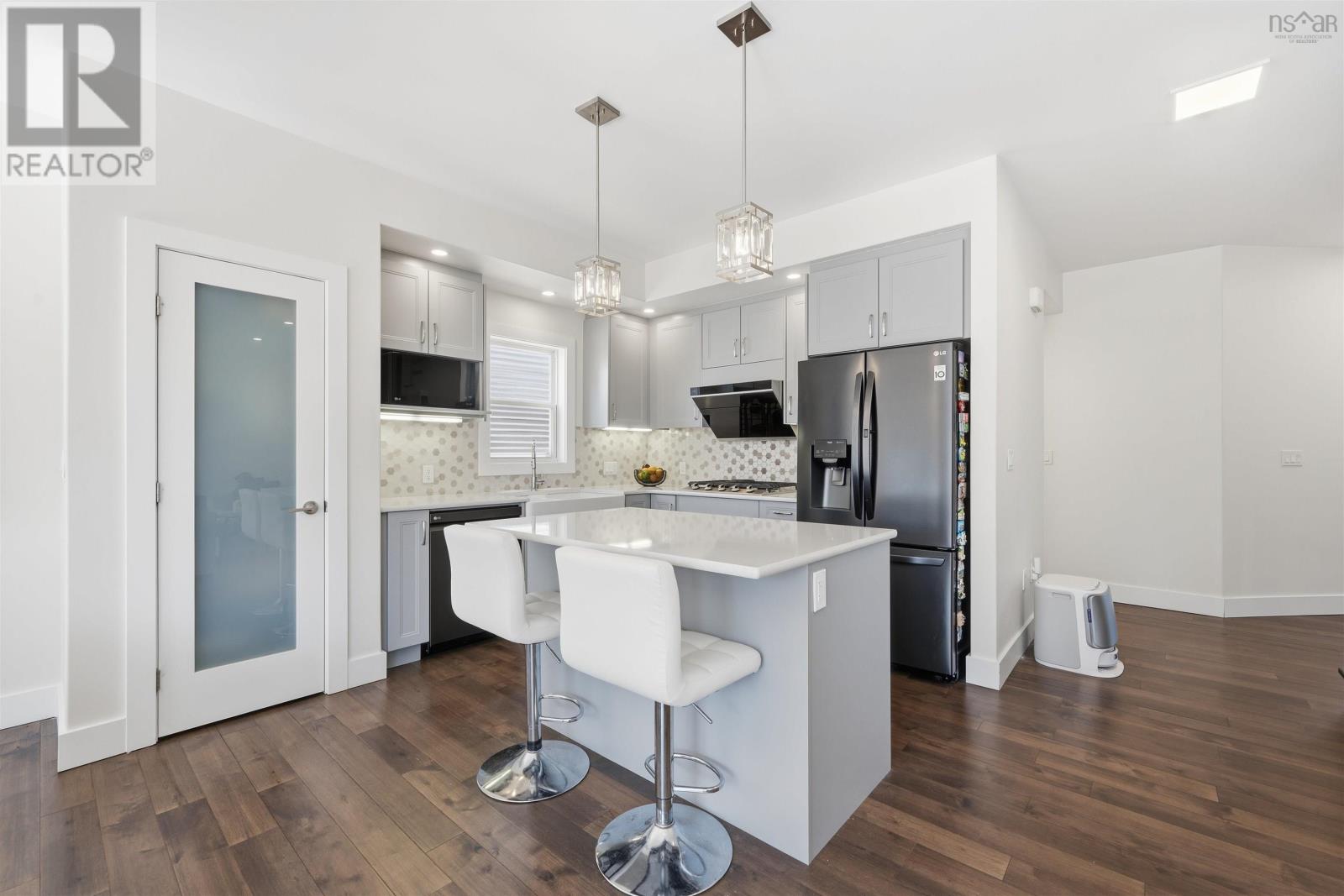 63 Elizabeth Doane Drive - 16