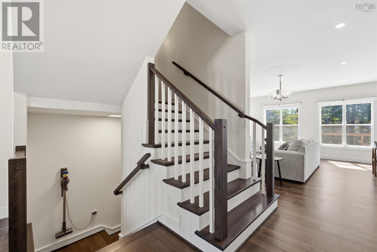 63 Elizabeth Doane Drive - 6