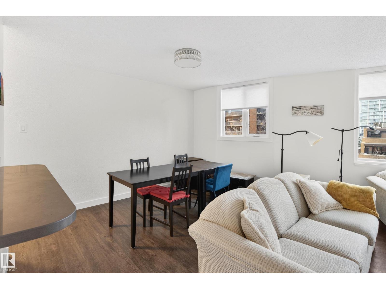 #602 9916 113 ST NW - 7