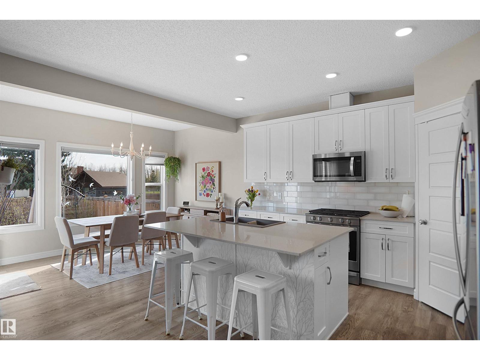 12351 176 AV NW, Edmonton