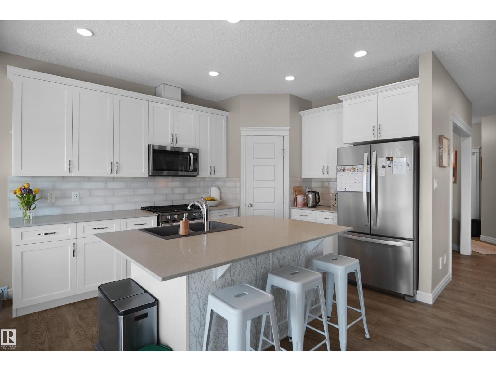 12351 176 AV NW, Edmonton