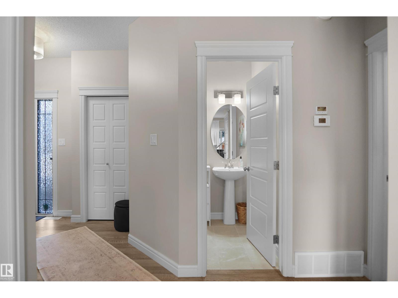 12351 176 AV NW, Edmonton