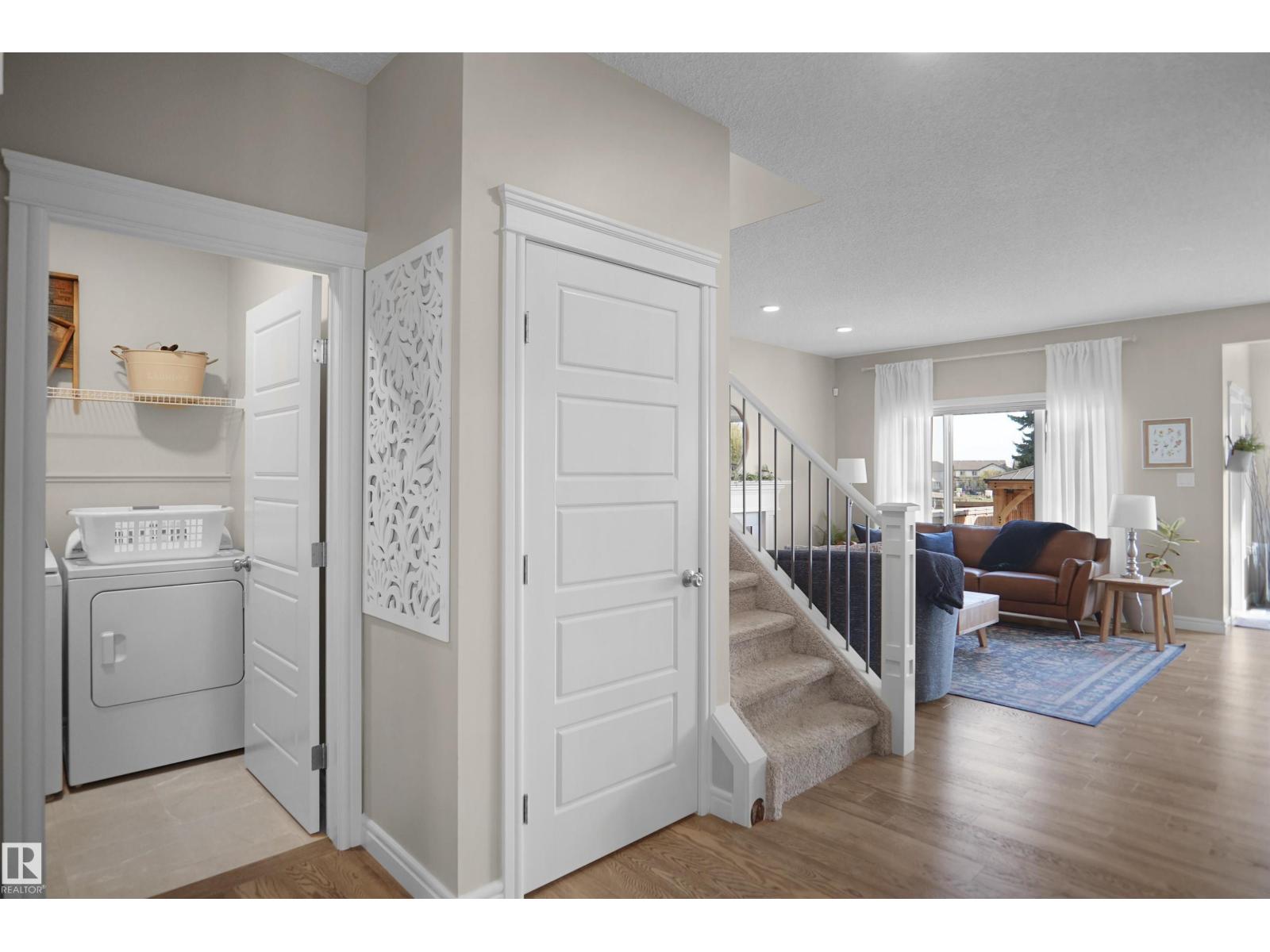 12351 176 AV NW, Edmonton