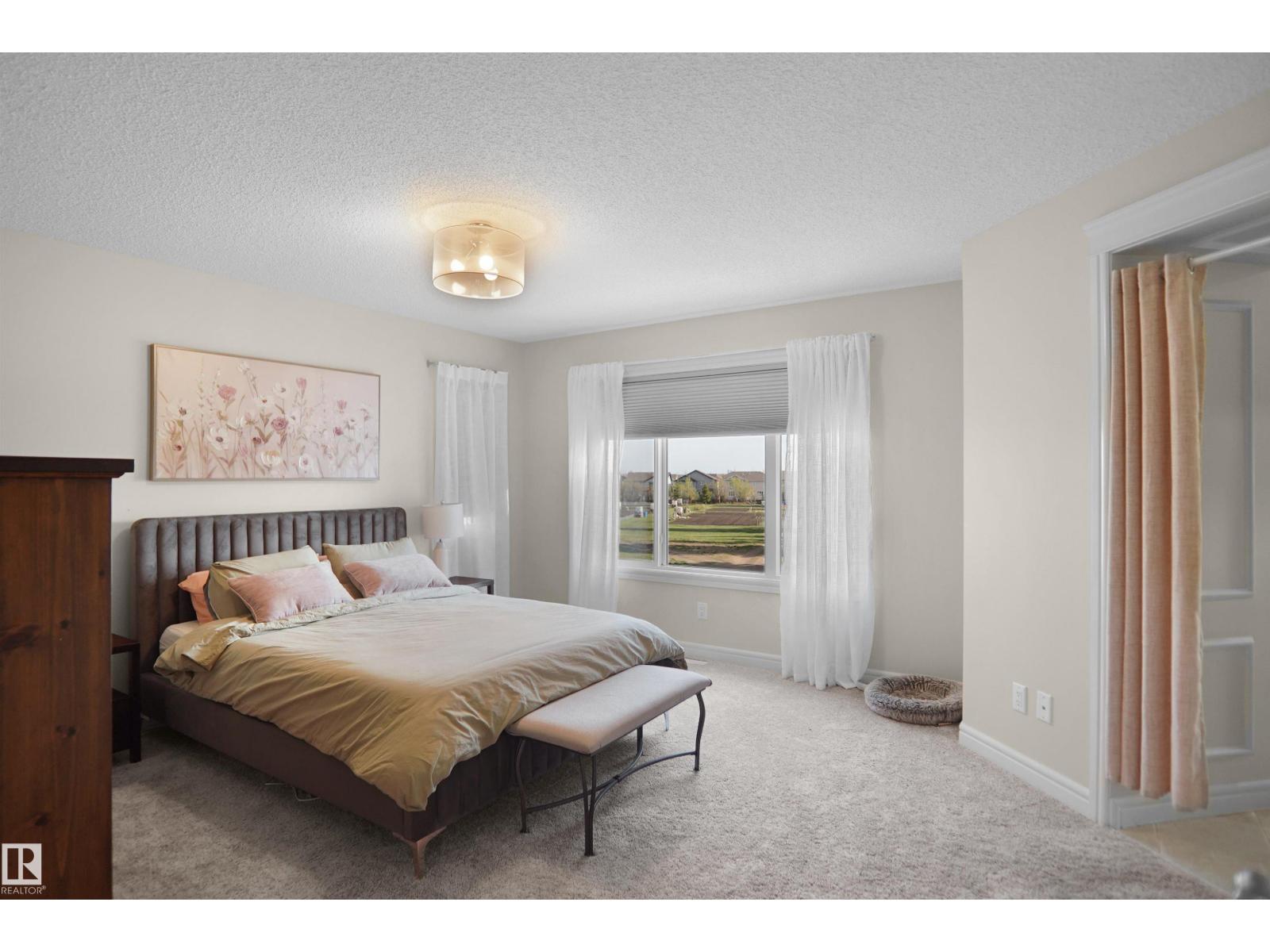 12351 176 AV NW, Edmonton
