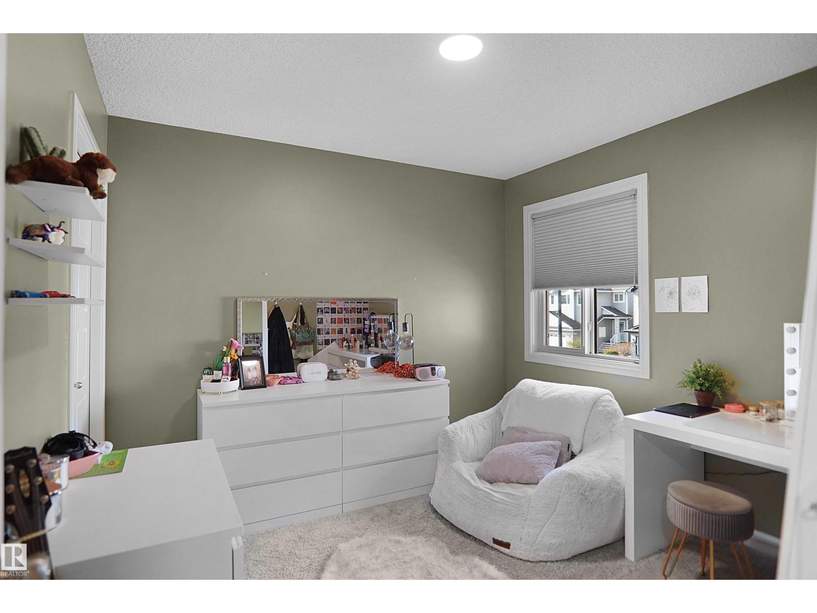 12351 176 AV NW, Edmonton