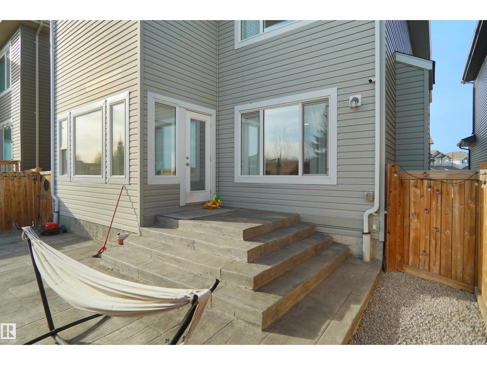 12351 176 AV NW, Edmonton