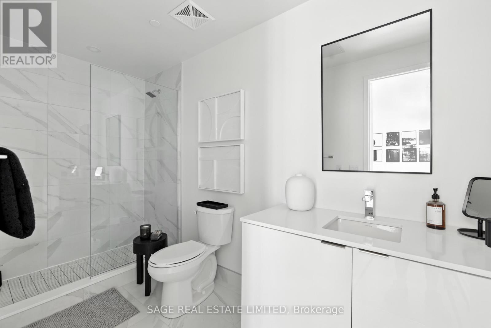 #808 863 ST CLAIR AVENUE W - 15