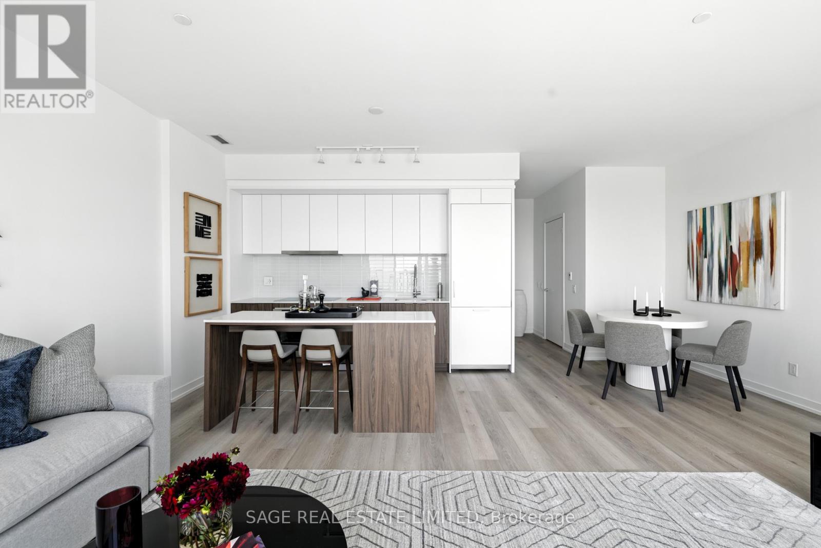 #808 863 ST CLAIR AVENUE W - 6