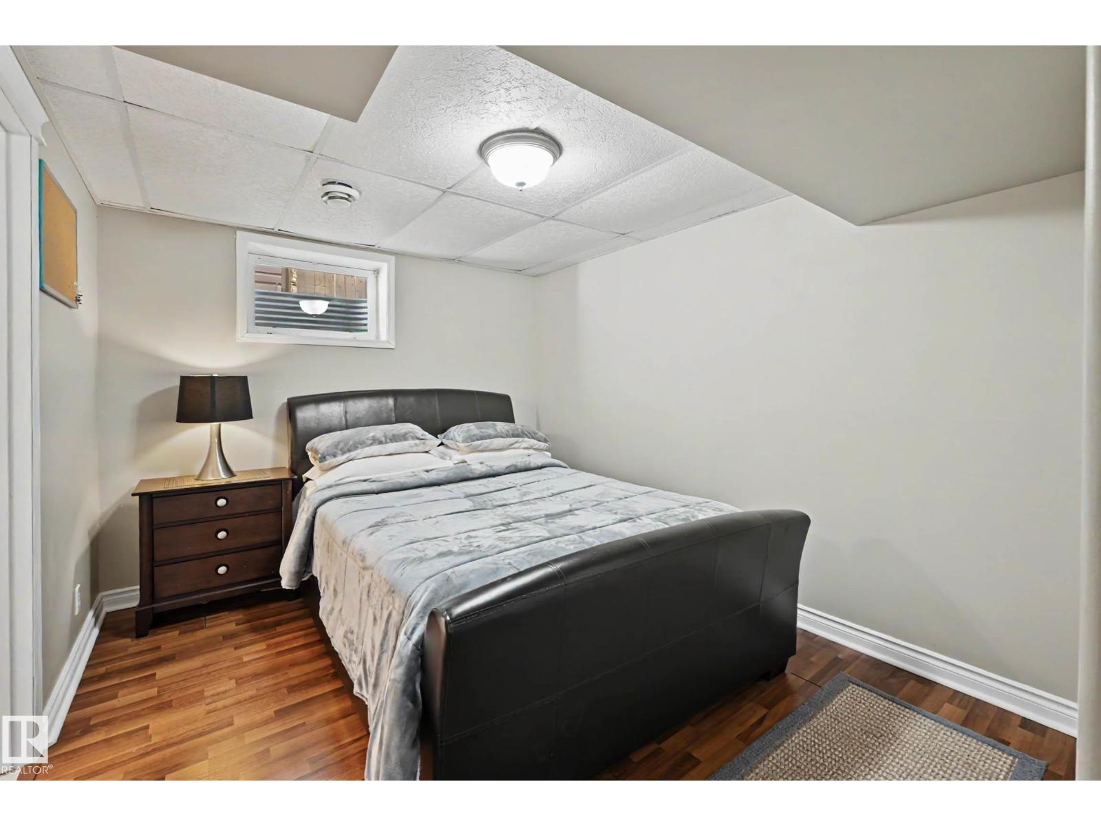 7723 7A AV SW - 35