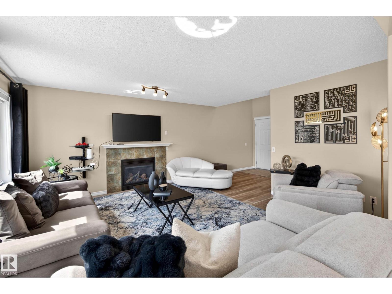 7723 7A AV SW - 5