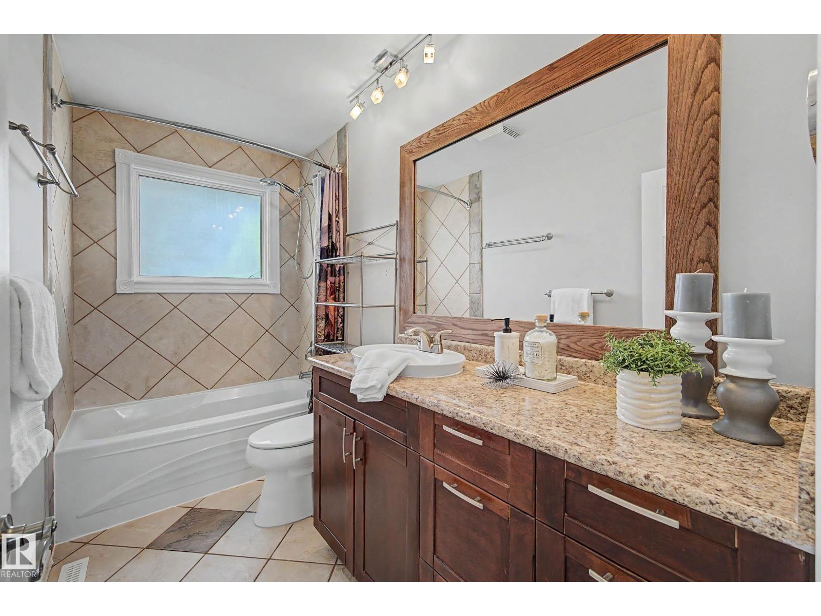 16715 79A AV NW - 26