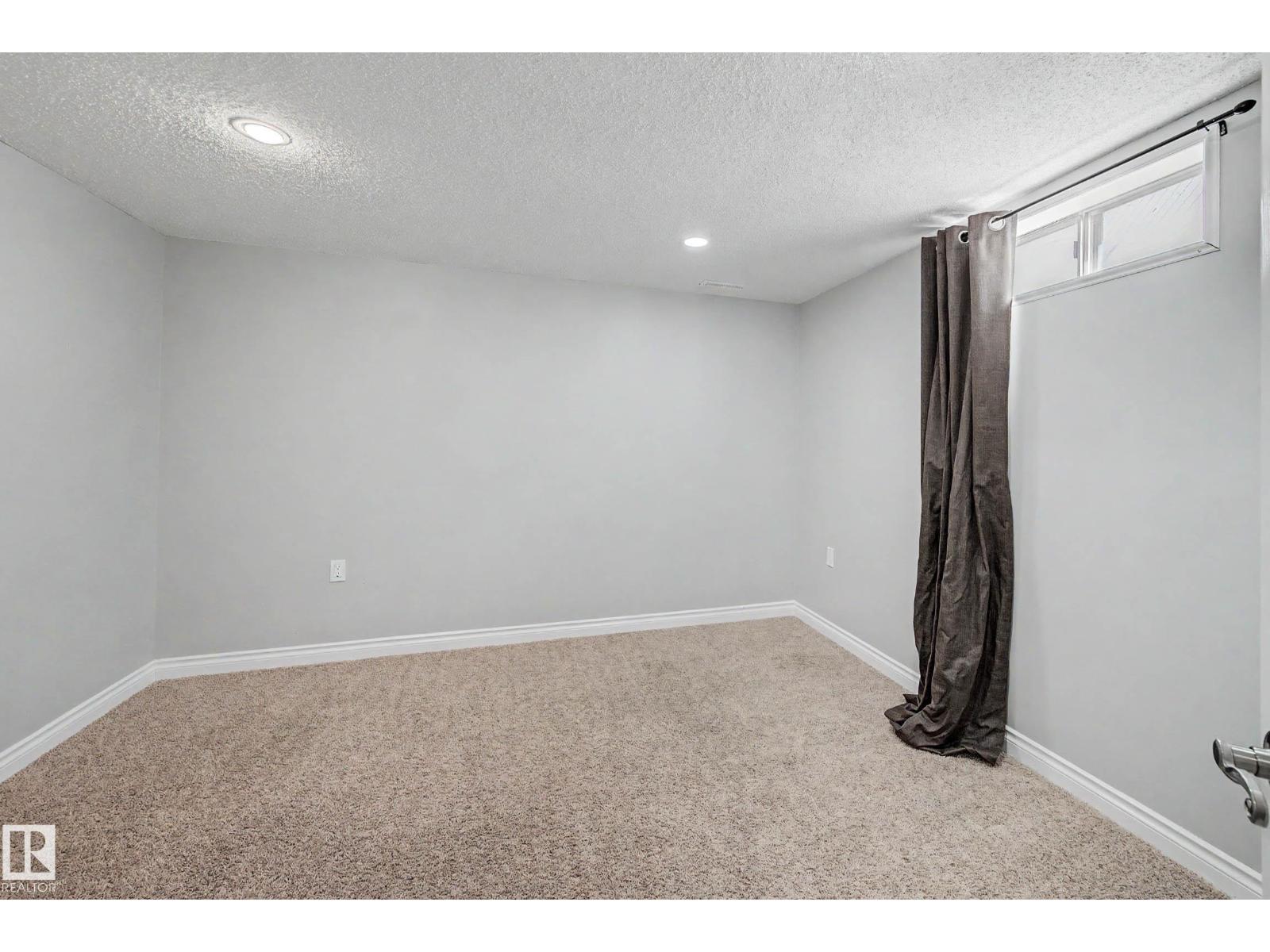 16715 79A AV NW - 34