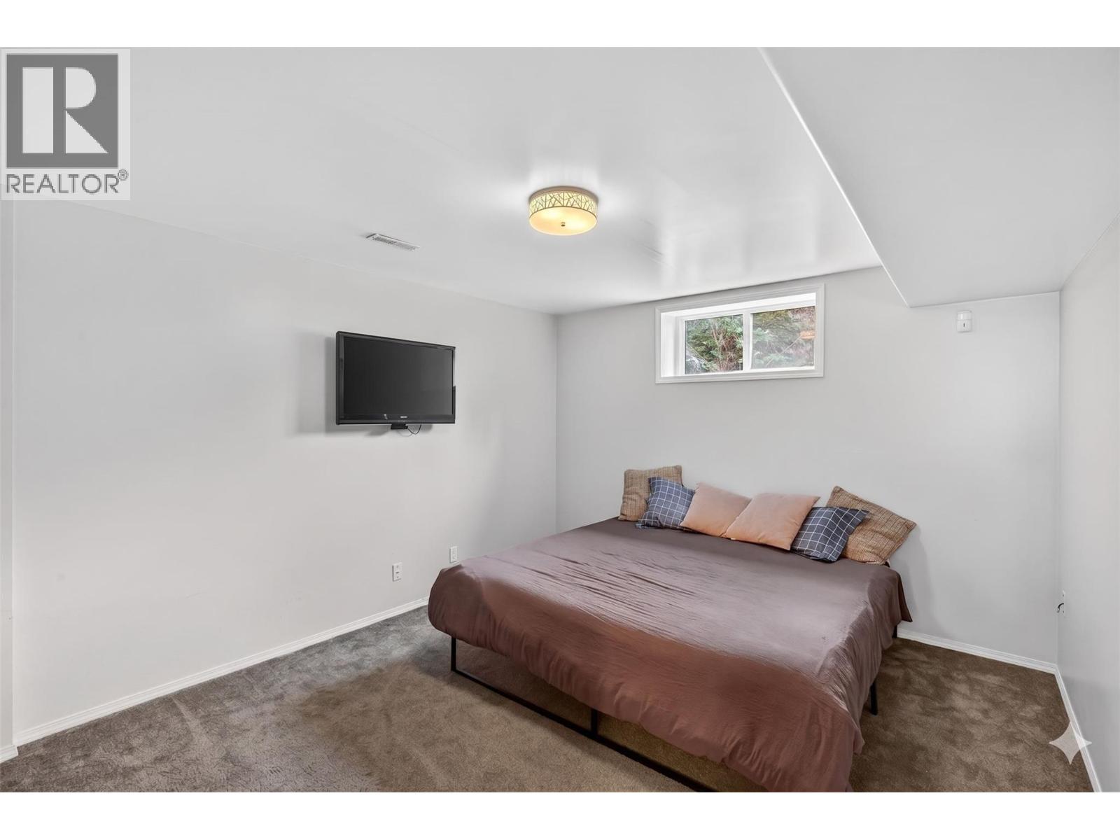 3220 McIver Road - 23