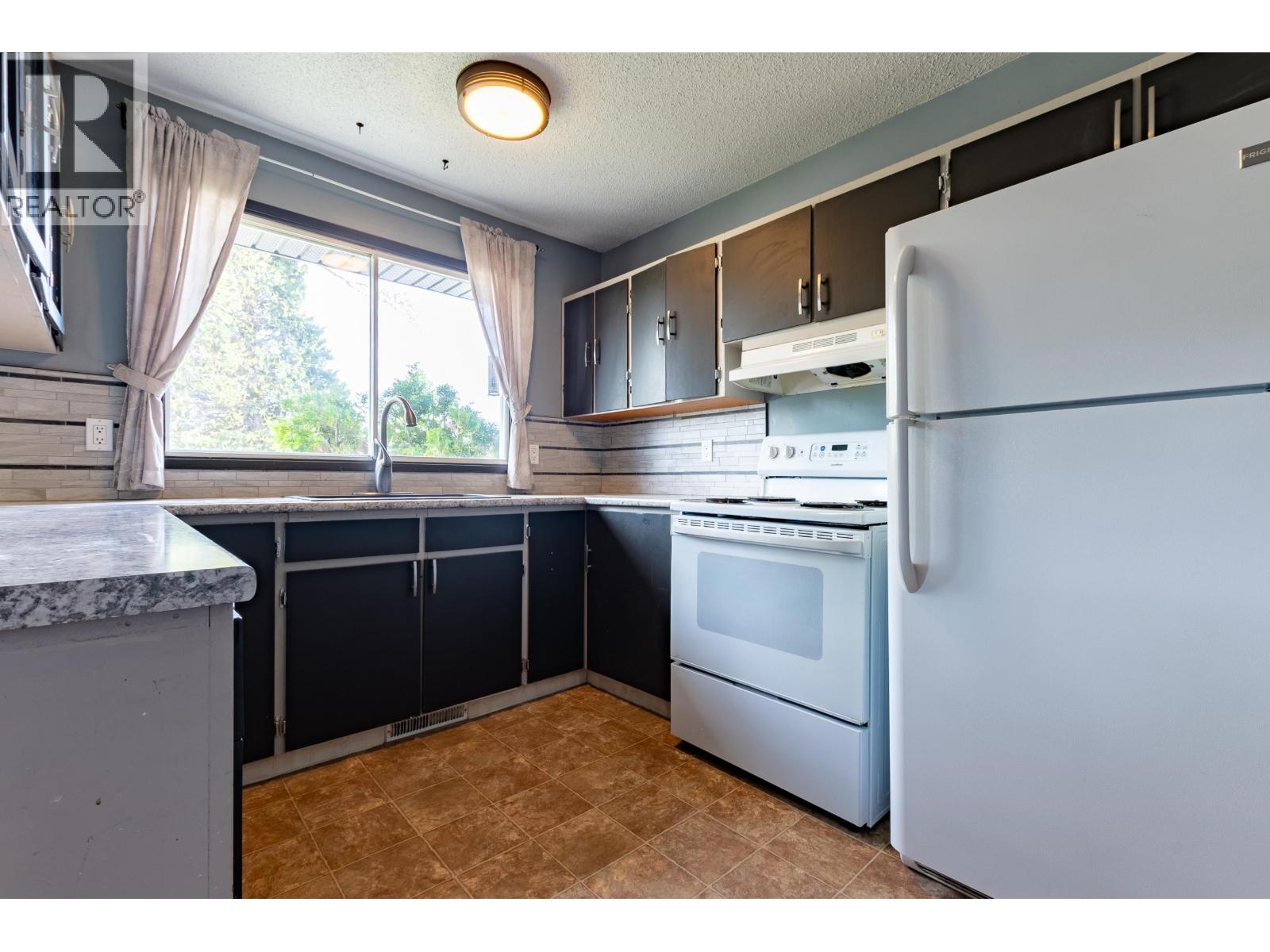 4608 CROCUS CRESCENT - 15