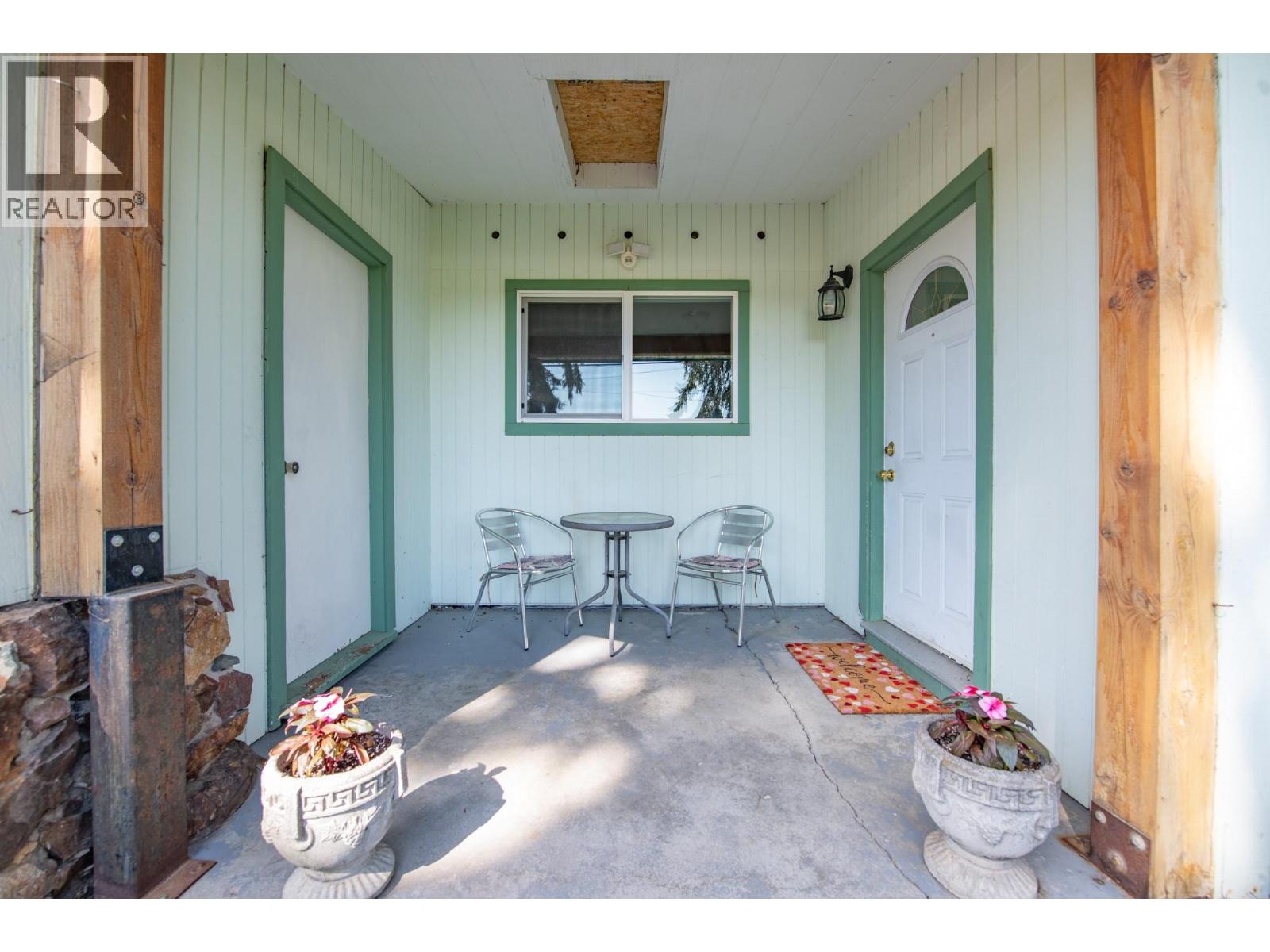 9590 School Road - 5