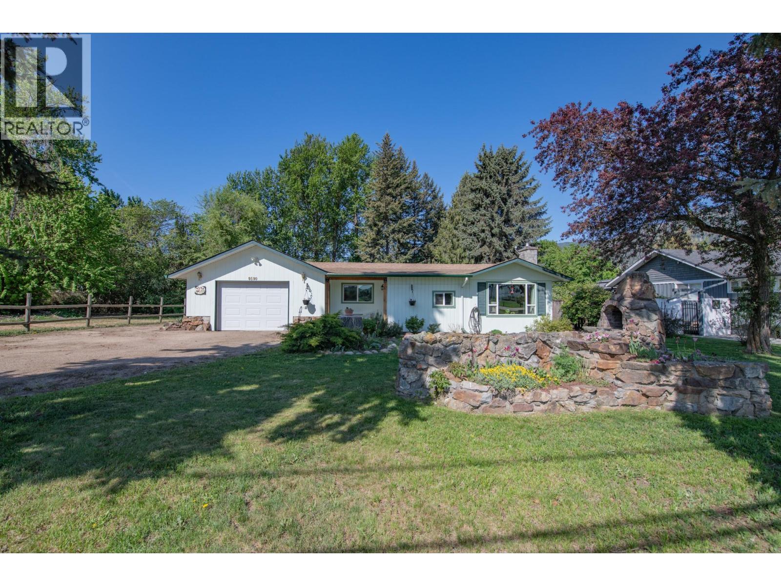 9590 School Road - 54