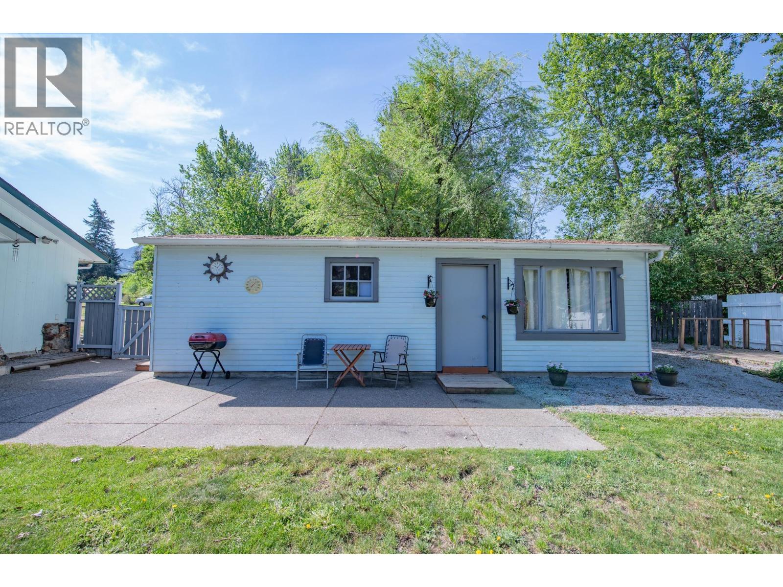 9590 School Road - 44