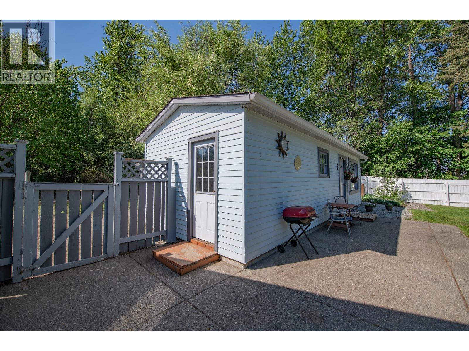 9590 School Road - 43