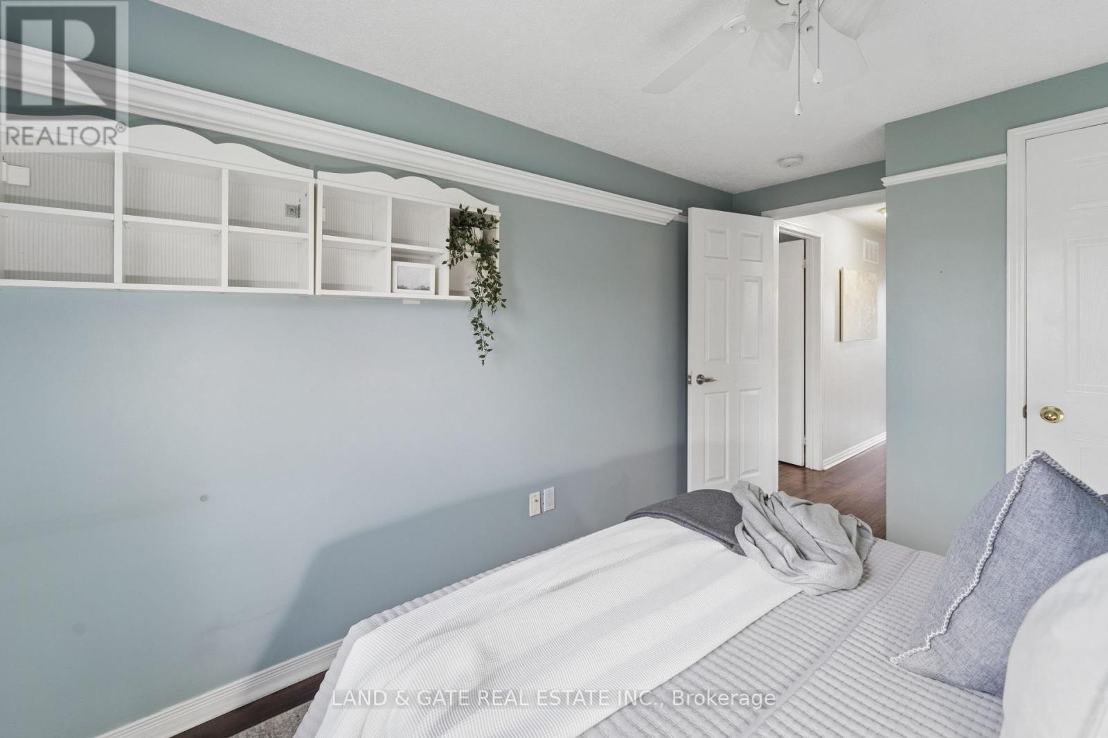 367 CONCORDIA COURT - 32