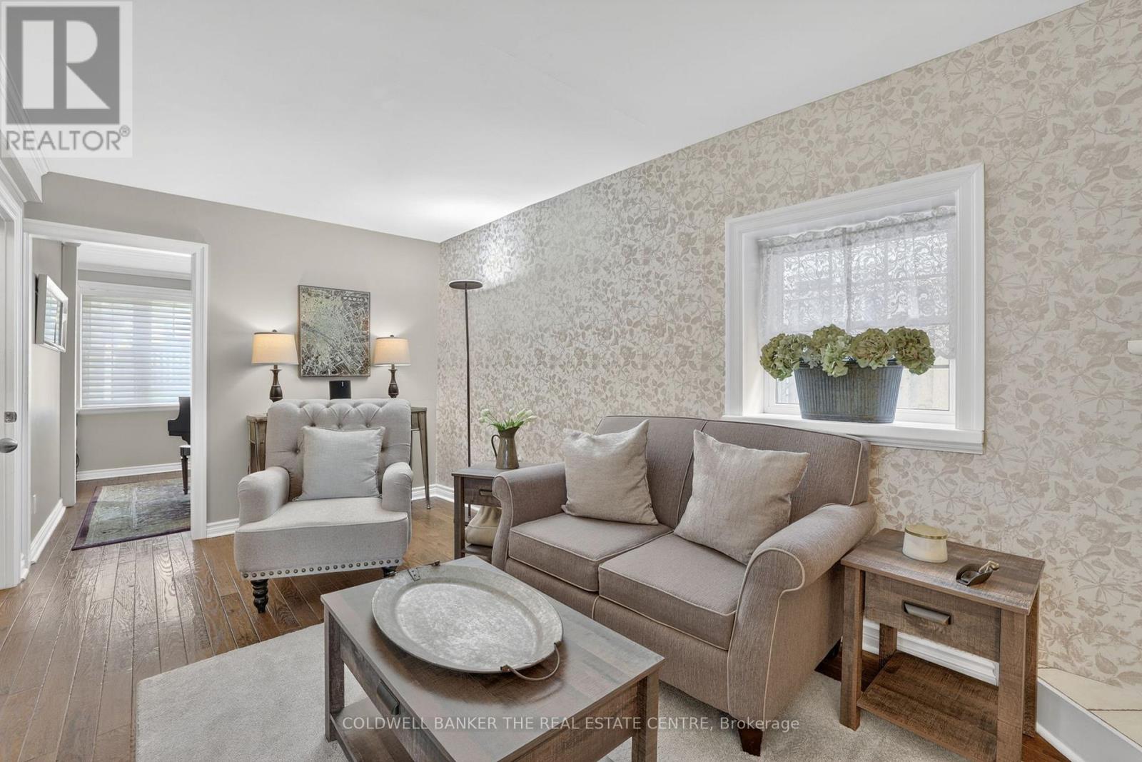 64 NIAGARA STREET - 15