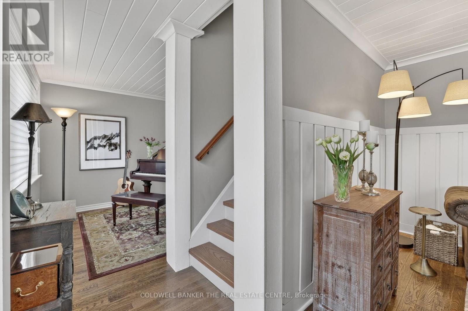 64 NIAGARA STREET - 6