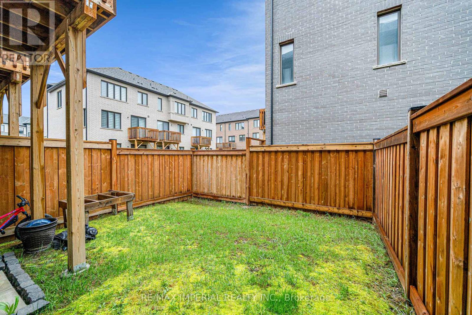 242 VERMONT AVENUE - 36