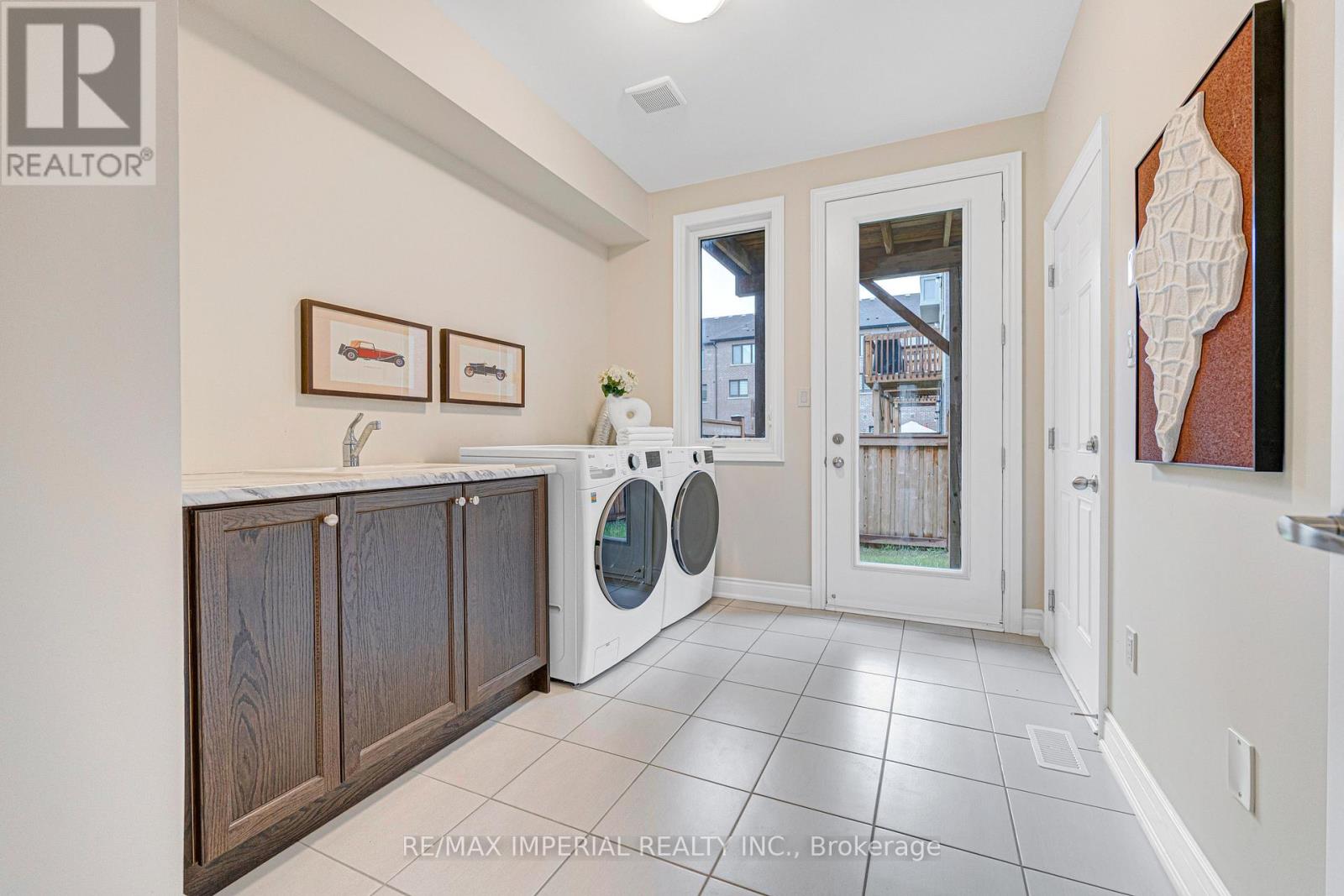 242 VERMONT AVENUE - 6