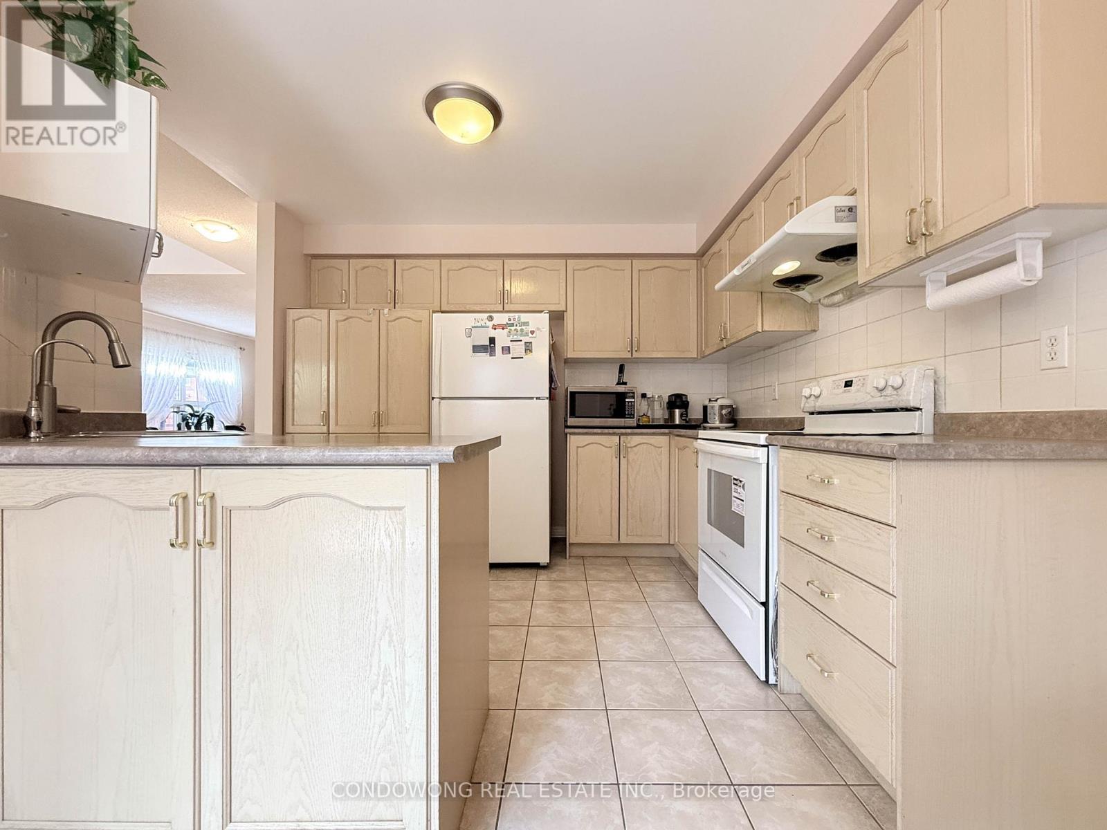 77 BASSETT AVENUE - 10
