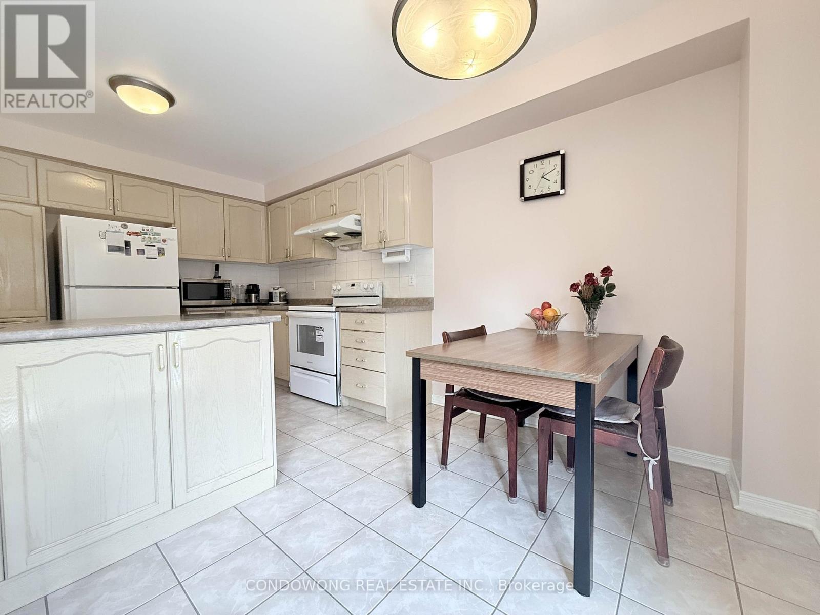 77 BASSETT AVENUE - 11