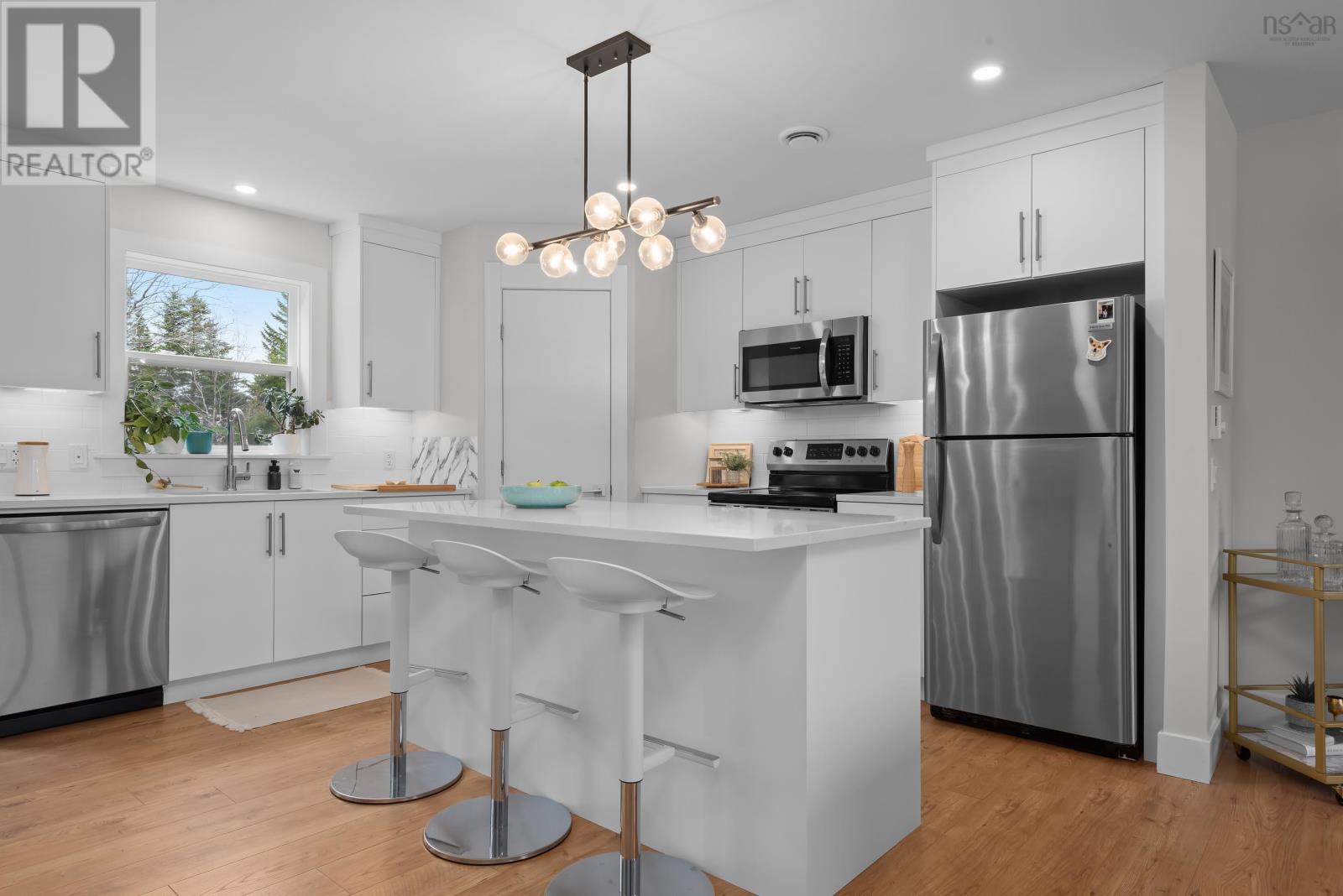 319 Savoy Avenue - 13