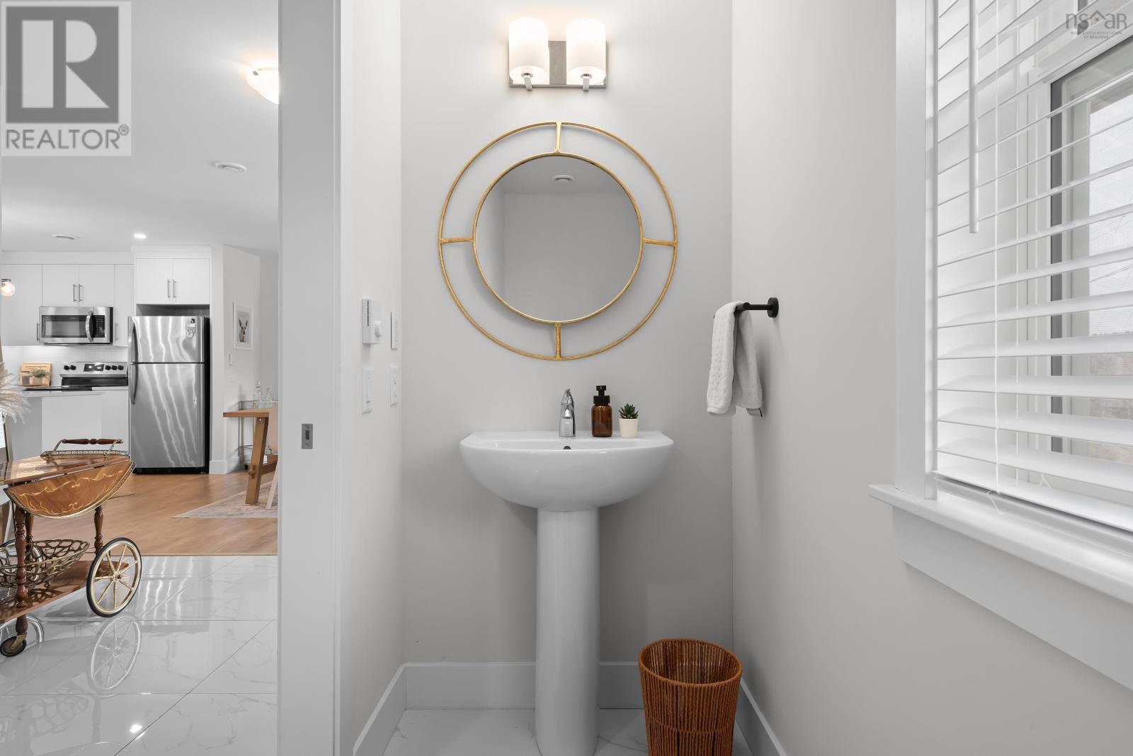 319 Savoy Avenue - 8