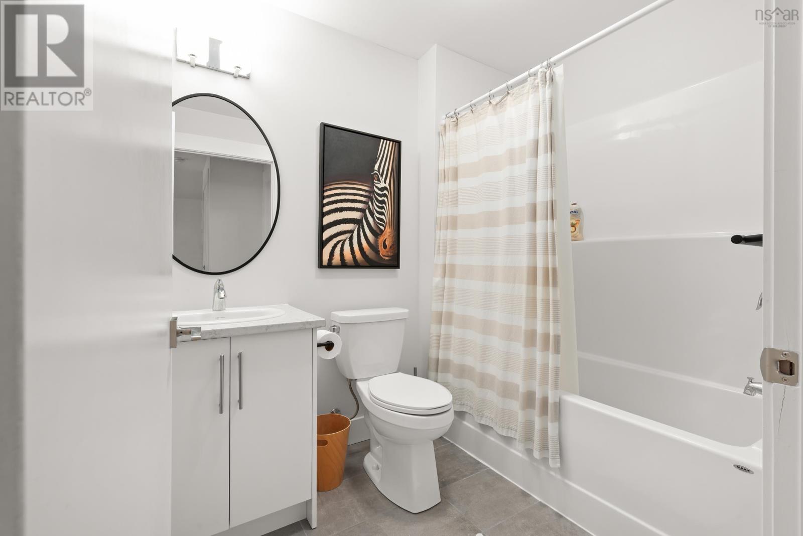 319 Savoy Avenue - 31