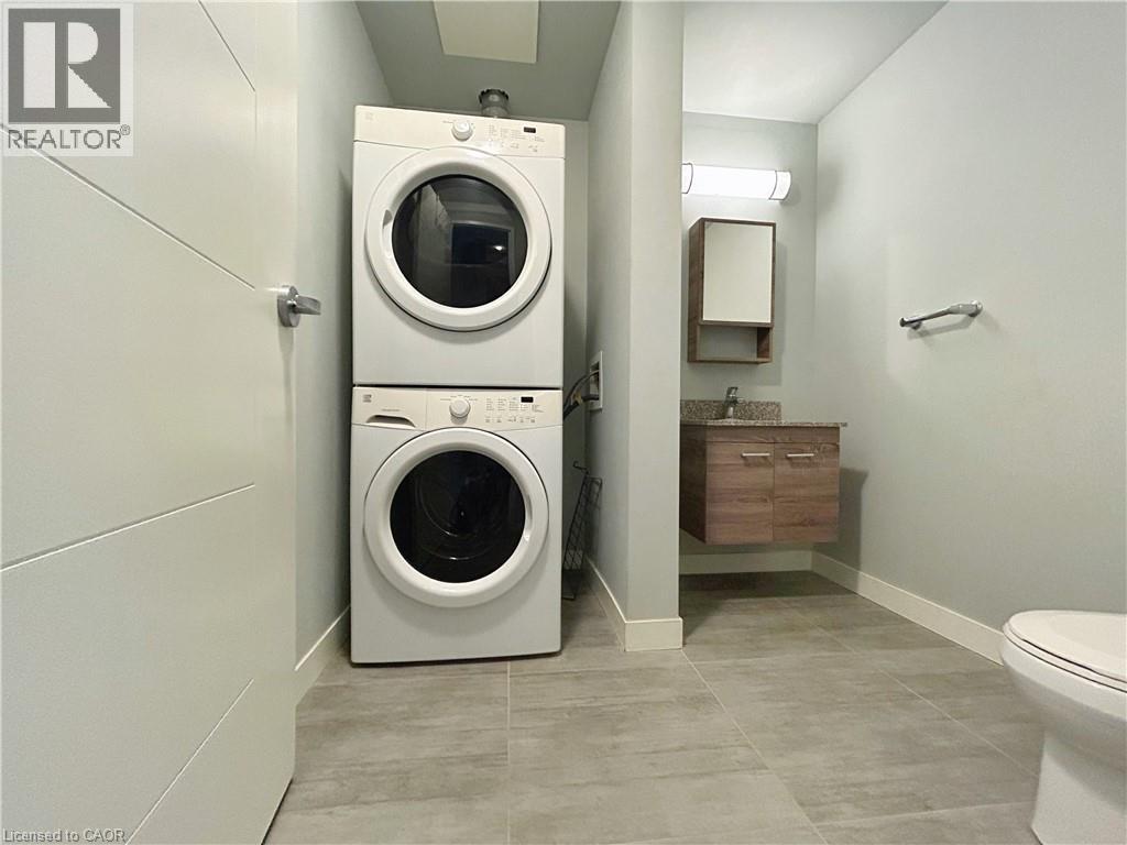 318 SPRUCE Street Unit# 1906, Waterloo, Ontario, N2L0E9 — Photo 17