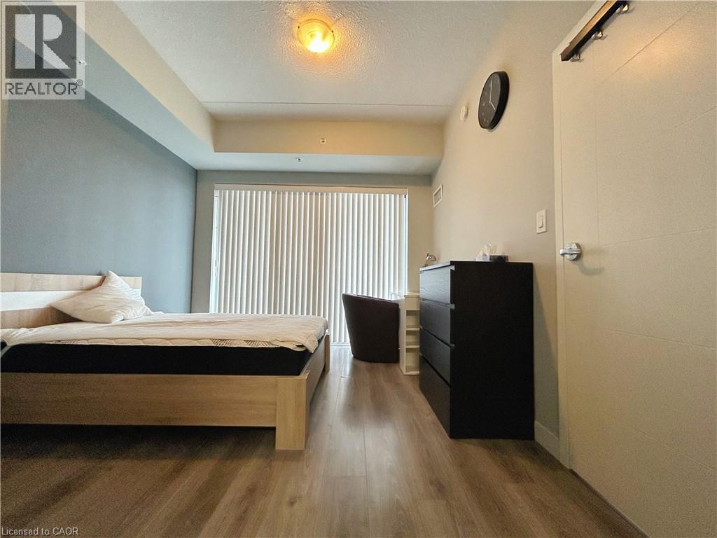 318 SPRUCE Street Unit# 1906, Waterloo, Ontario, N2L0E9 — Photo 7