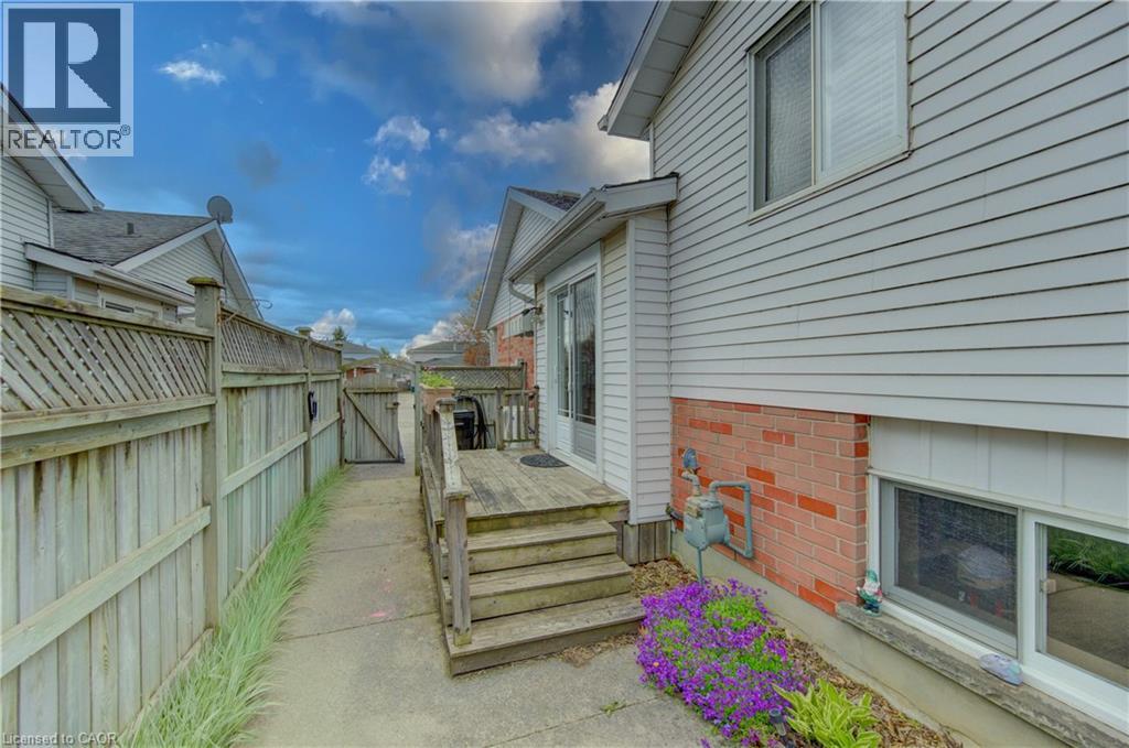 108 OPRINGTON Court, Kitchener, Ontario, N2N3E1 — Photo 39