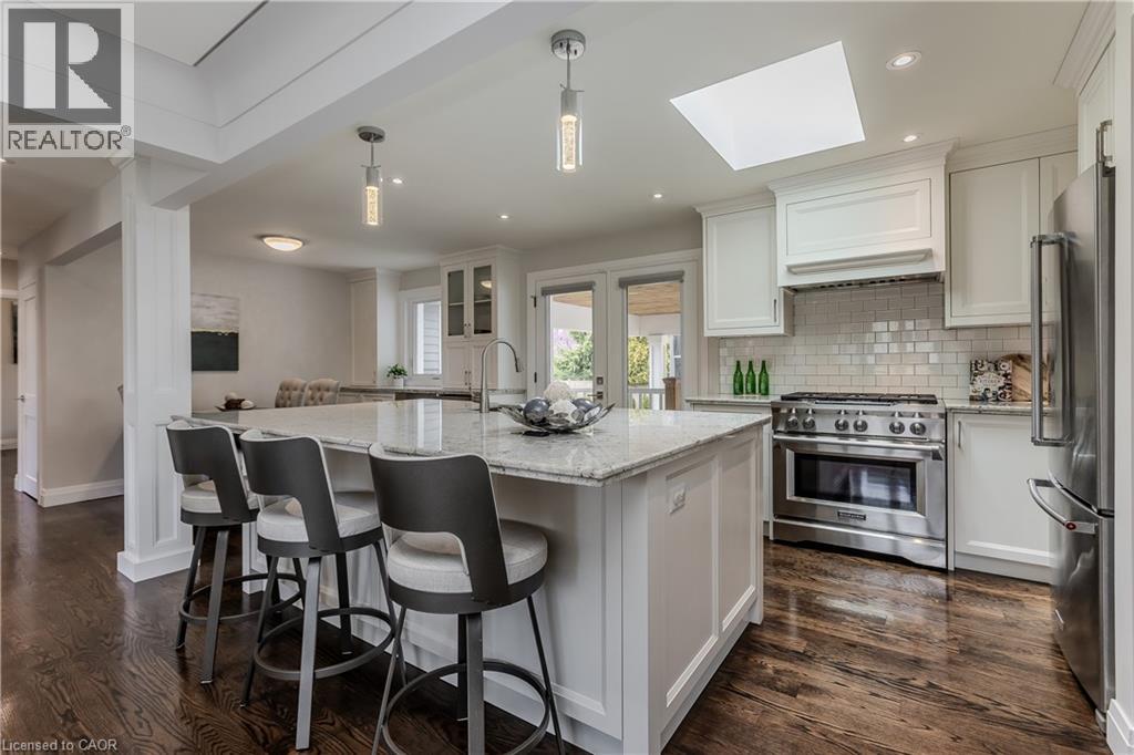 5411 CORNWALL Crescent, Burlington, Ontario, L7L3K2 — Photo 10