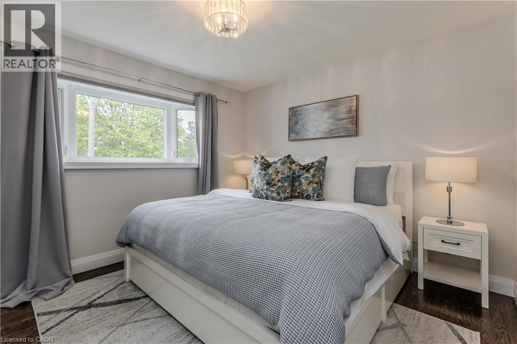 5411 CORNWALL Crescent, Burlington, Ontario, L7L3K2 — Photo 14