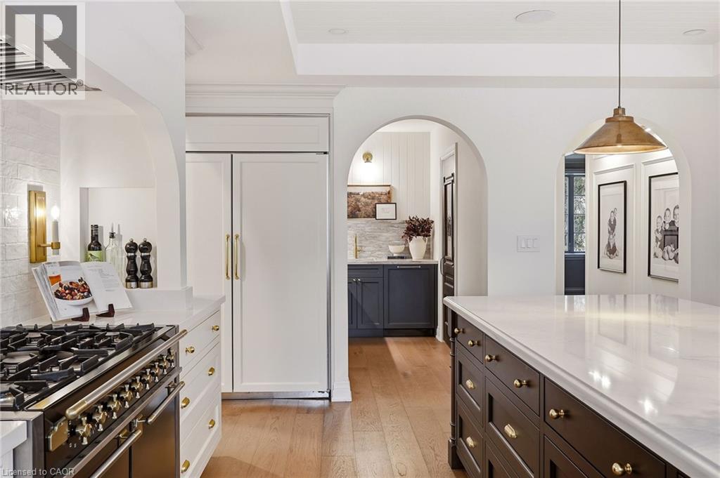 3081 BALMORAL Avenue - 12
