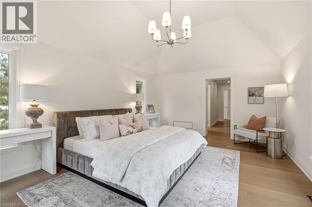 3081 BALMORAL Avenue - 34