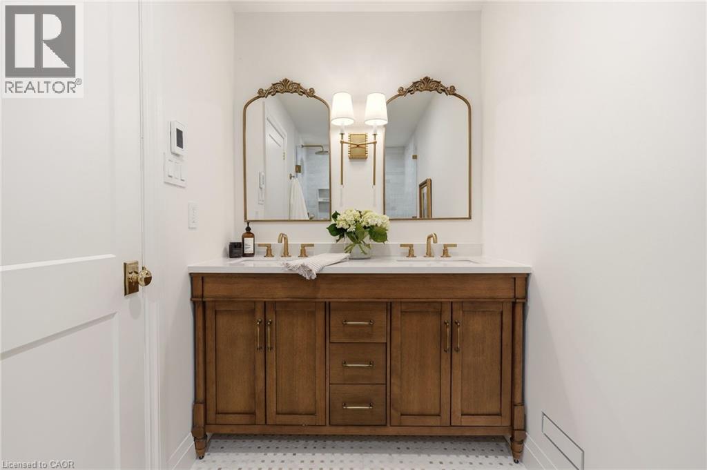 3081 BALMORAL Avenue - 36