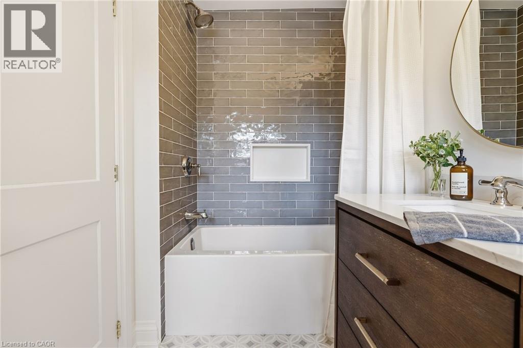 3081 BALMORAL Avenue - 42